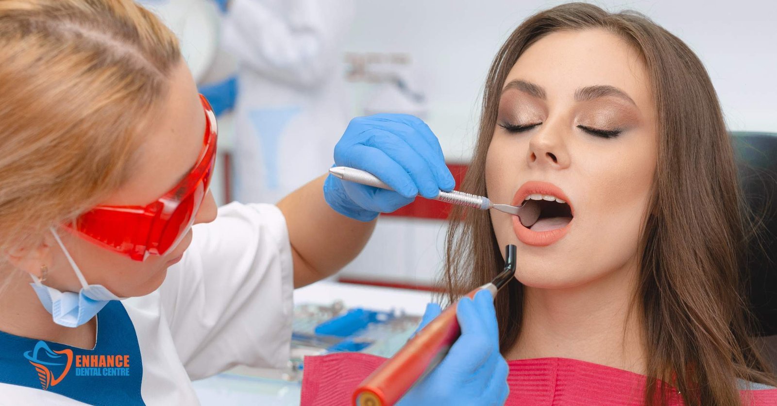 key differences between cosmetic and restorative dentistry