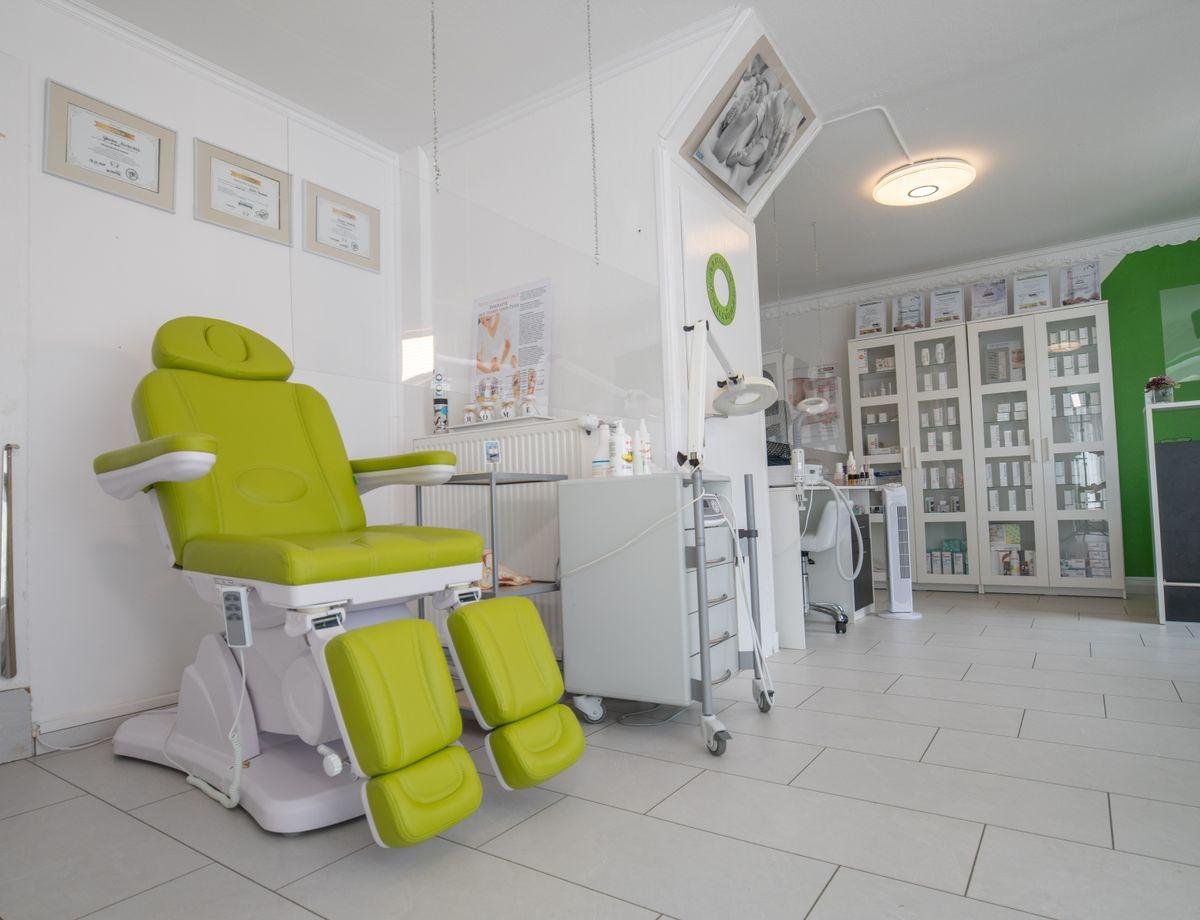 Patient receiving emergency dental care in Vancouver