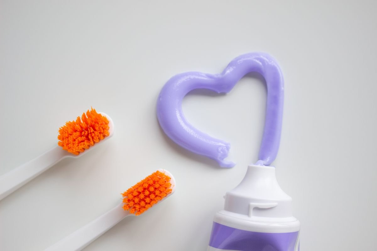 Bright image of toothbrushes and toothpaste